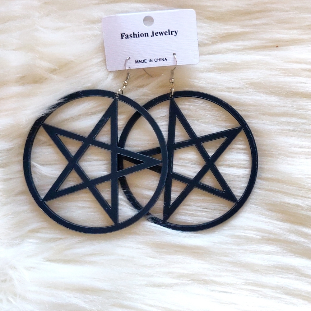 ✪⭐ Black Oversized Pentacle Earrings